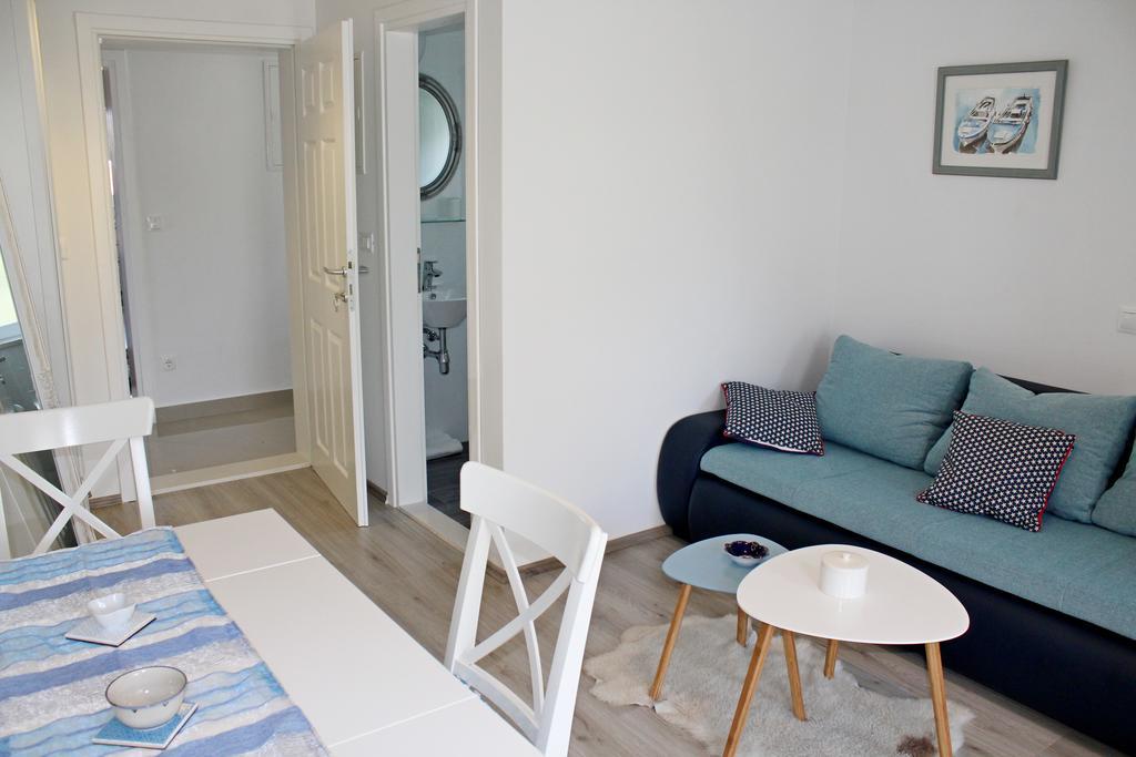 Apartments Adriona With Parking Makarska Exterior foto