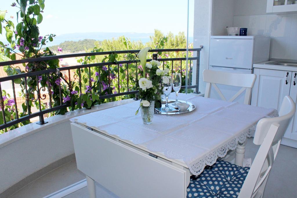 Apartments Adriona With Parking Makarska Exterior foto