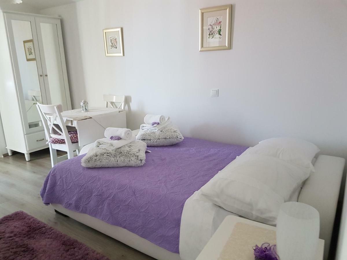 Apartments Adriona With Parking Makarska Exterior foto